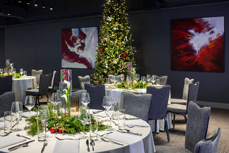 Holiday table set up